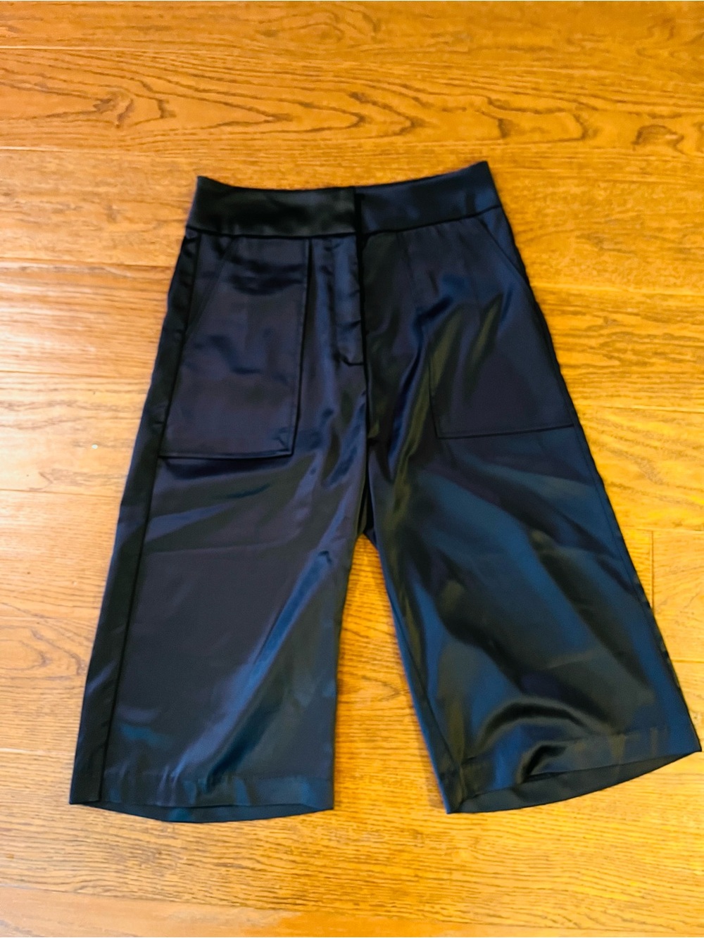 Zara Black Satin-Look Wide Leg Capris